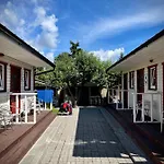 Aleksandri Inn *